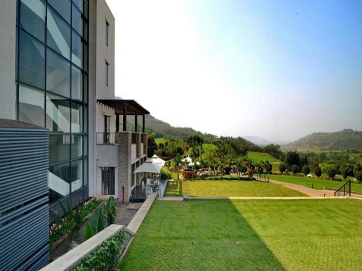Oxford Golf Resort Pirangut Exterior foto