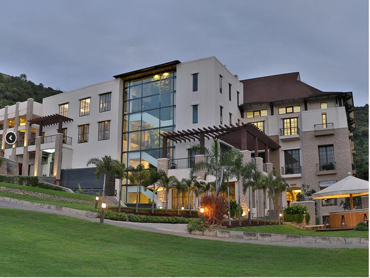 Oxford Golf Resort Pirangut Exterior foto